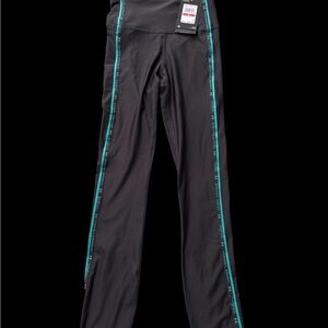 New women’s Under Armour Black Leggings with Teal Accent XST